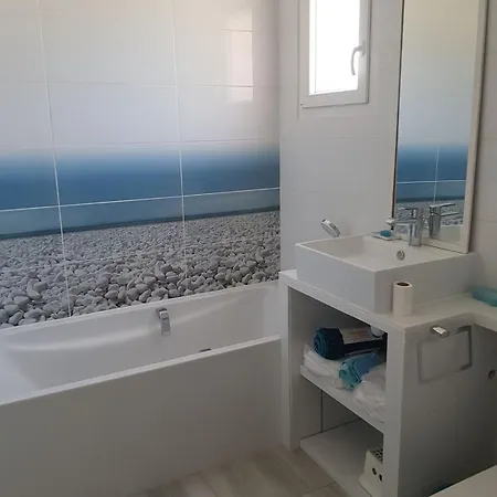 Avec Piscine Proche Des Plages וילה